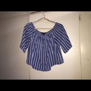 🎉Forever 21 over the shoulder top